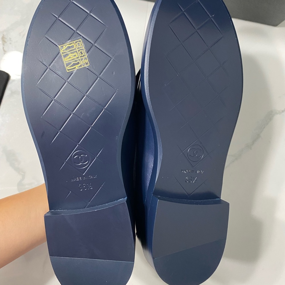 Chanel Lambskin Navy Quilted Turnlock CC Loafers - Picture 3 of 10